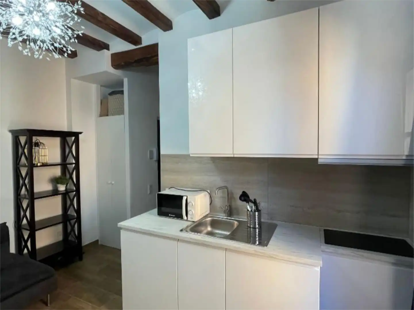 Flat for rent in Carrer d'Alcanar, 19, La Barceloneta Kitchen of Flat for rent in Barcelona with Air Conditioner, Heating and Furnished