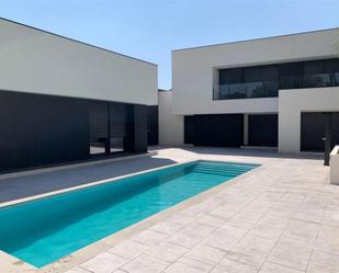 Piscina de Casa o xalet de lloguer en Boadilla del Monte amb Calefacció, Jardí privat i Terrassa