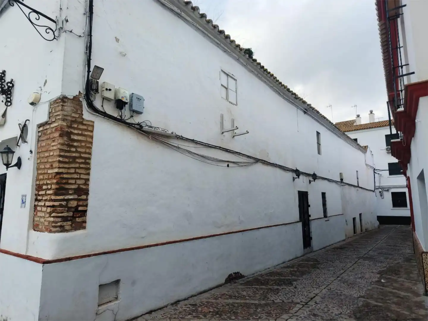 Vista exterior de Casa adosada en venta en Carmona