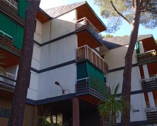 Exterior view of Flat for sale in San Martín de Valdeiglesias  with Heating, Private garden and Terrace