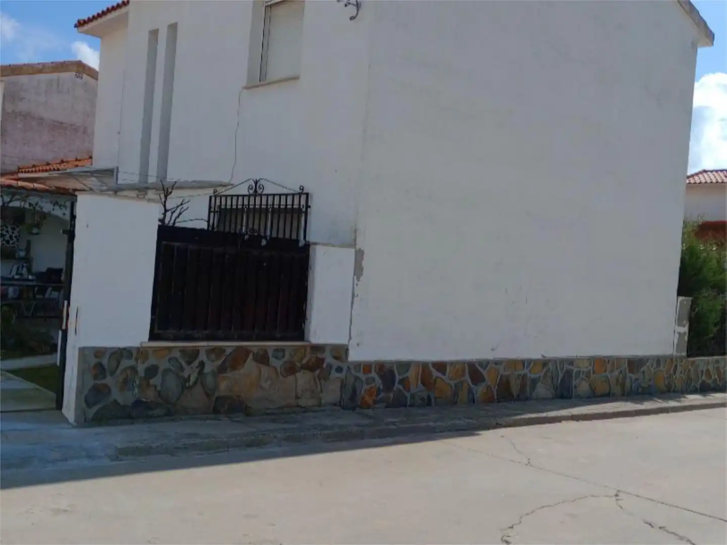 Casa o chalet en venta en Calle la Pinta, 15, Cedillo del Condado Vista exterior de Casa o chalet en venta en Cedillo del Condado con Calefacción, Jardín privado y Amueblado