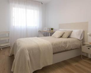 Bedroom of Flat to share in  Murcia Capital  with Air Conditioner, Parquet flooring and Terrace