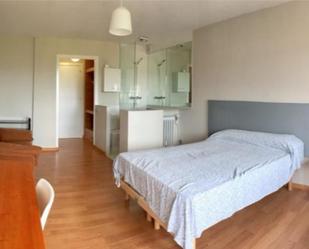 Apartment to share in Avenida el Bierzo, 14, Zona Alta