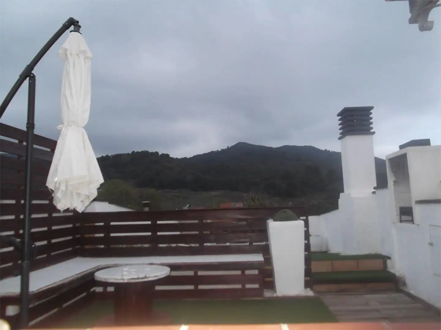 Einfamilien-Reihenhaus zum Verkauf in Carrer Major, 16, Vilanova d'Escornalbou Terrasse von Einfamilien-Reihenhaus zum Verkauf in Vilanova d'Escornalbou mit Klimaanlage, Heizung und Privatgarten