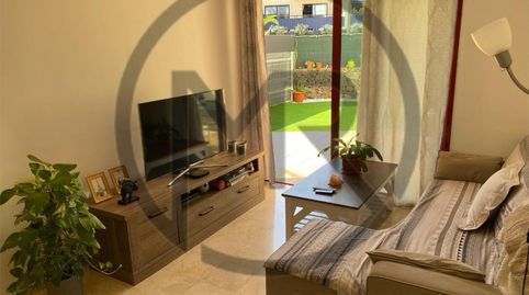 Apartamento en venta en Calle Los Falcones, 3, Palm - Mar, Arona - imagen 3 Foto 3 de Apartamento en venta en Calle Los Falcones, 3, Palm - Mar, Arona