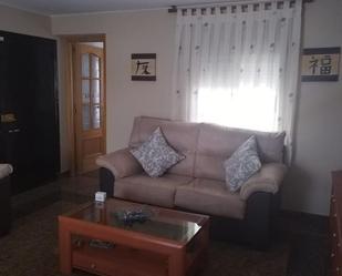 Living room of Flat for sale in Guarromán  with Air Conditioner, Terrace and Storage room