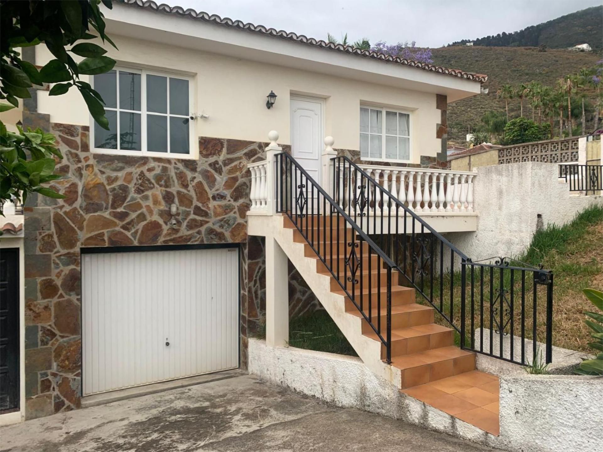 Exterior view of House or chalet for sale in La Orotava  with Heating, Private garden and Terrace