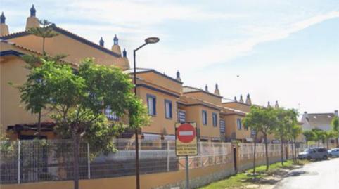 Photo 3 of Flat to rent in Avenida de las Cumbres, 29, Islantilla Golf, Huelva