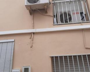 Vista exterior de Casa adosada en venda en Bélgida amb Aire condicionat i Balcó