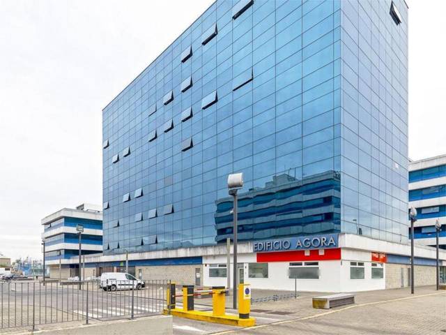 Oficina en Alquiler en Avenida Vía Apia, 7 en Palmete