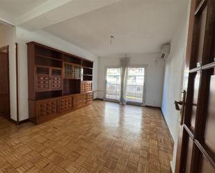 Living room of Flat for sale in  Madrid Capital  with Air Conditioner and Terrace