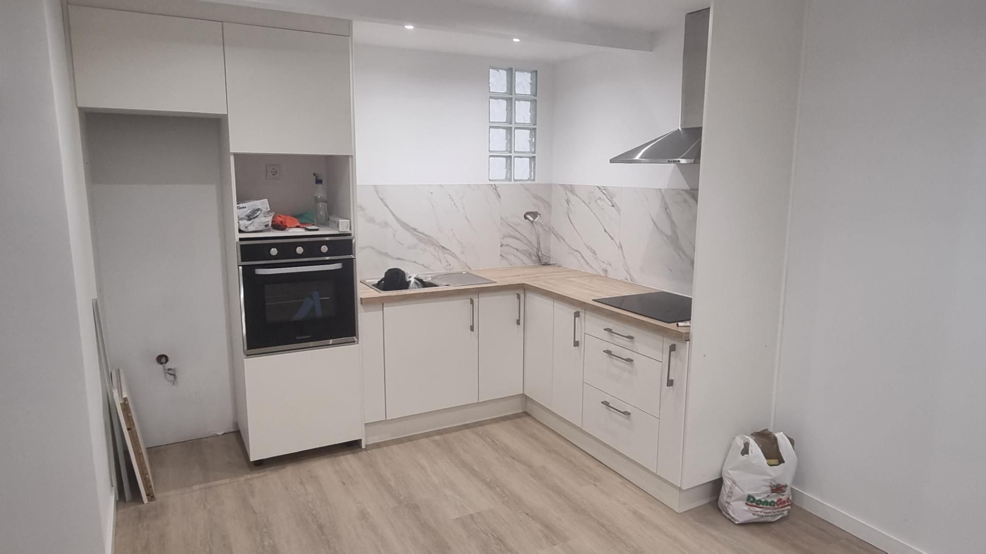 Küche von Wohnung zum verkauf in Pedralba mit Klimaanlage, Terrasse und Ofen