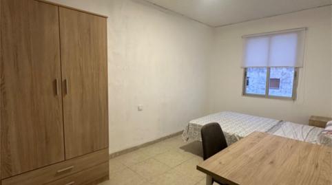 Flat to share in Avenue Avinguda Hispanitat, 40, Nuevo Centro, Valencia - image 2 Photo 2 of Flat to share in Avenue Avinguda Hispanitat, 40, Nuevo Centro, Valencia