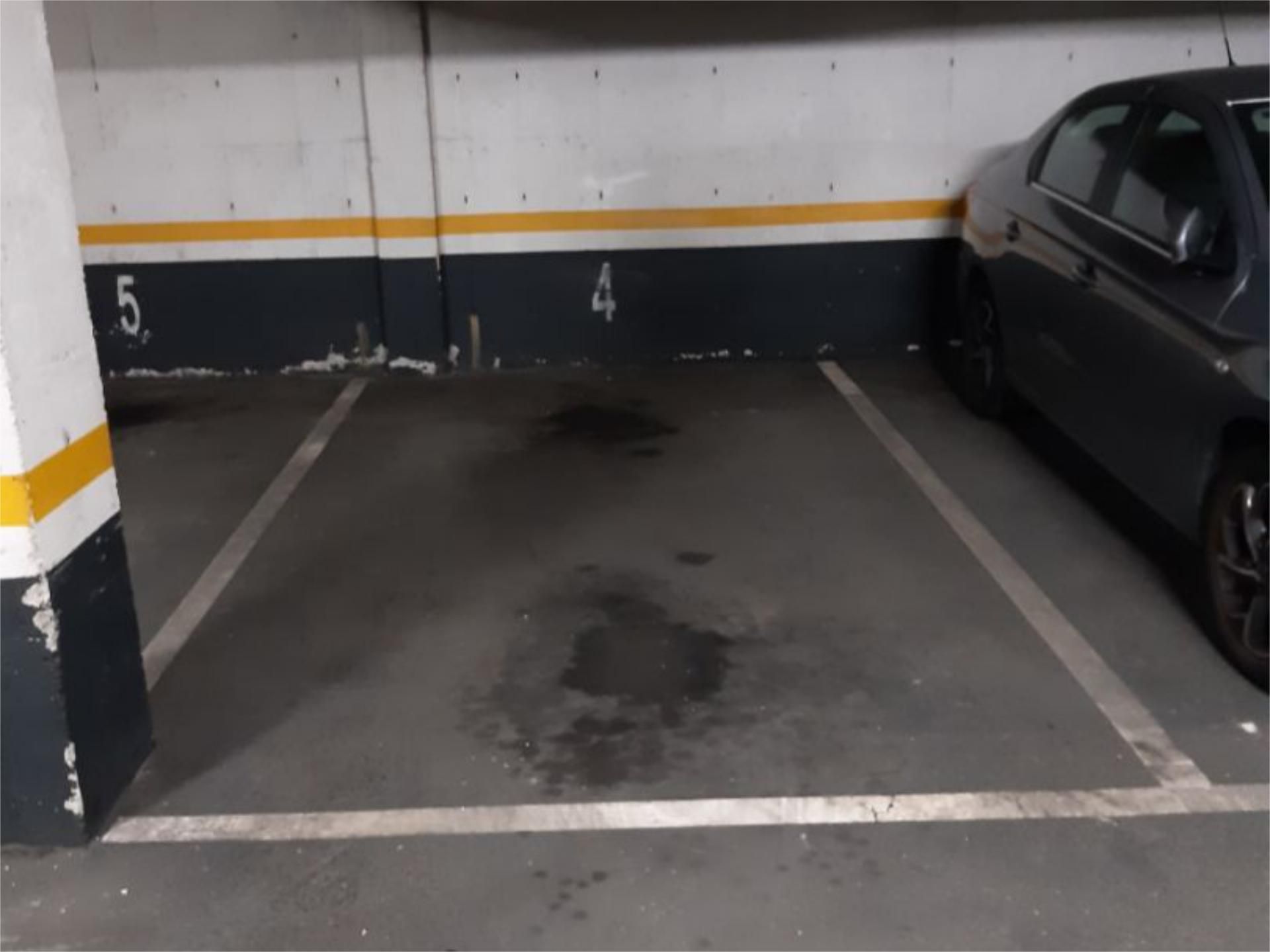 Parking of Garage to rent in  Madrid Capital