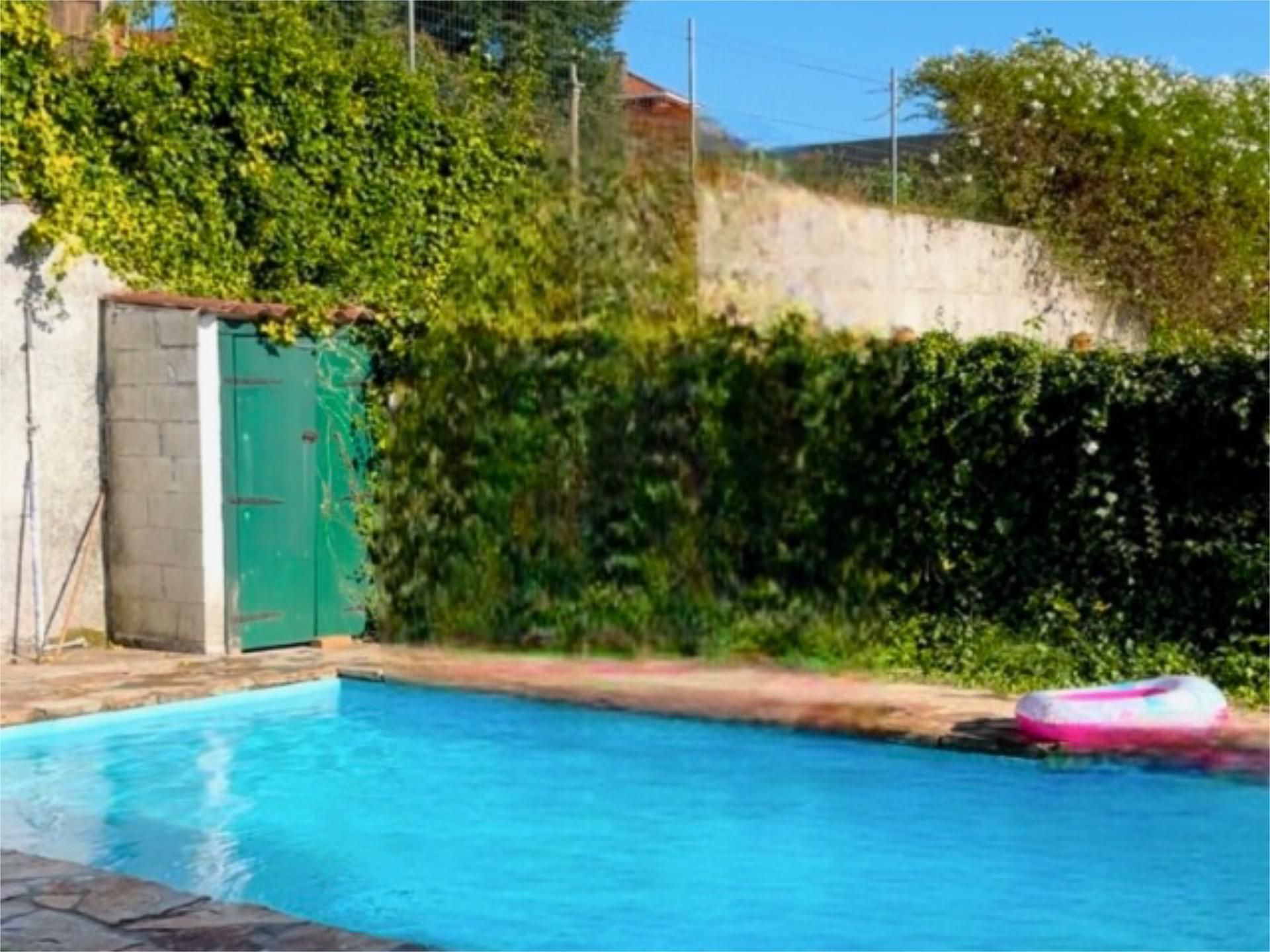 Swimming pool of House or chalet for sale in Ames  with Private garden, Terrace and Storage room
