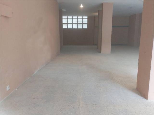 Local comercial en Venta en Carrer Juan Gil Albert, 59 en Zona Nord