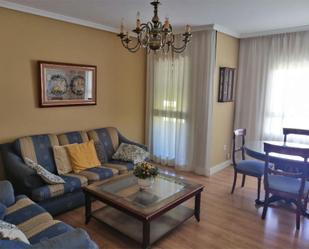 Living room of Flat for sale in San Fernando  with Air Conditioner and Balcony