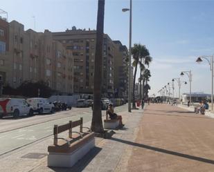 Exterior view of Apartment to rent in  Cádiz Capital  with Air Conditioner and Terrace