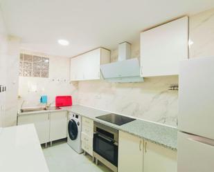 Kitchen of Flat to rent in Guardamar del Segura  with Air Conditioner and Balcony