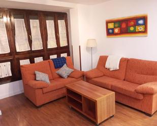 Living room of Flat to share in  Granada Capital  with Air Conditioner, Heating and Parquet flooring