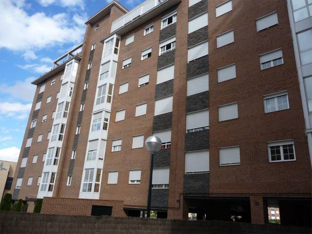 Garaje en Venta en Avenida de Isabel de Valois, 20 en Sanchinarro