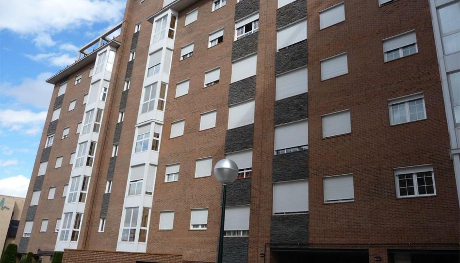 Foto 1 de Garatge en venda a Avenida de Isabel de Valois, 20, Sanchinarro, Madrid