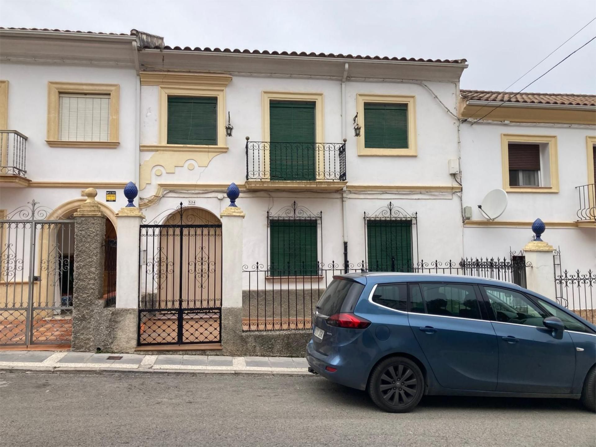 Casas adosadas en venta en Montefrío | fotocasa