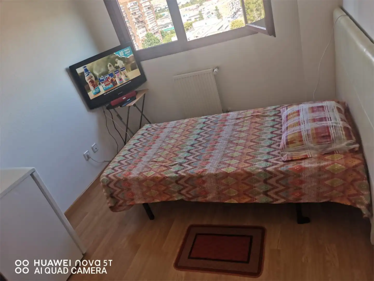 Bedroom of Flat for share in Madrid  with Air Conditioner, Heating and Parquet flooring