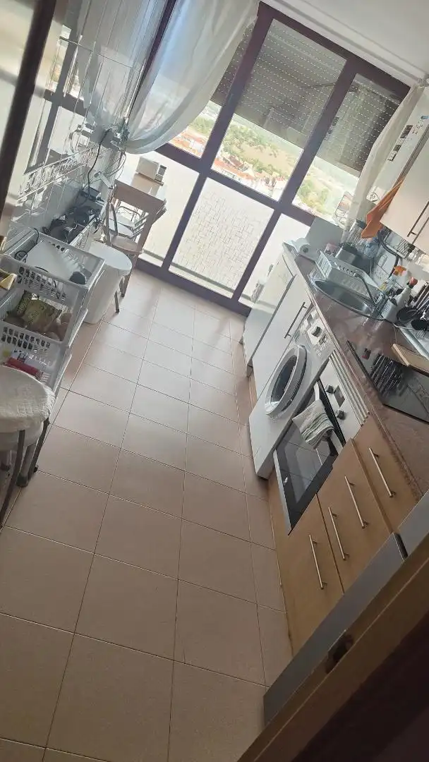 Kitchen of Flat for share in Madrid  with Air Conditioner, Heating and Parquet flooring