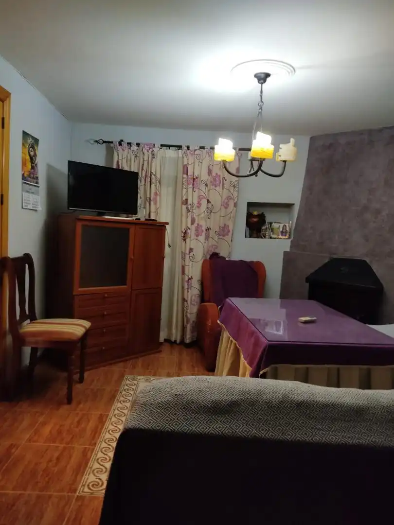 Erdgeschoss zum Verkauf in Cuesta Pasana, 20, Villanueva del Arzobispo Wohnzimmer von Erdgeschoss zum Verkauf in Villanueva del Arzobispo mit Klimaanlage, Abstellraum und Ofen