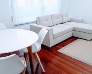 Living room of Flat to rent in Santiago de Compostela   with Heating, Storage room and Furnished