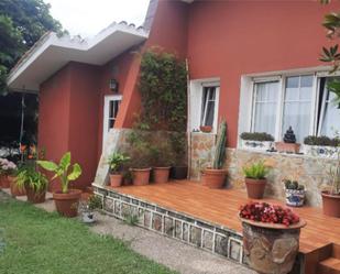 Jardí de Casa o xalet en venda en Barrika amb Terrassa