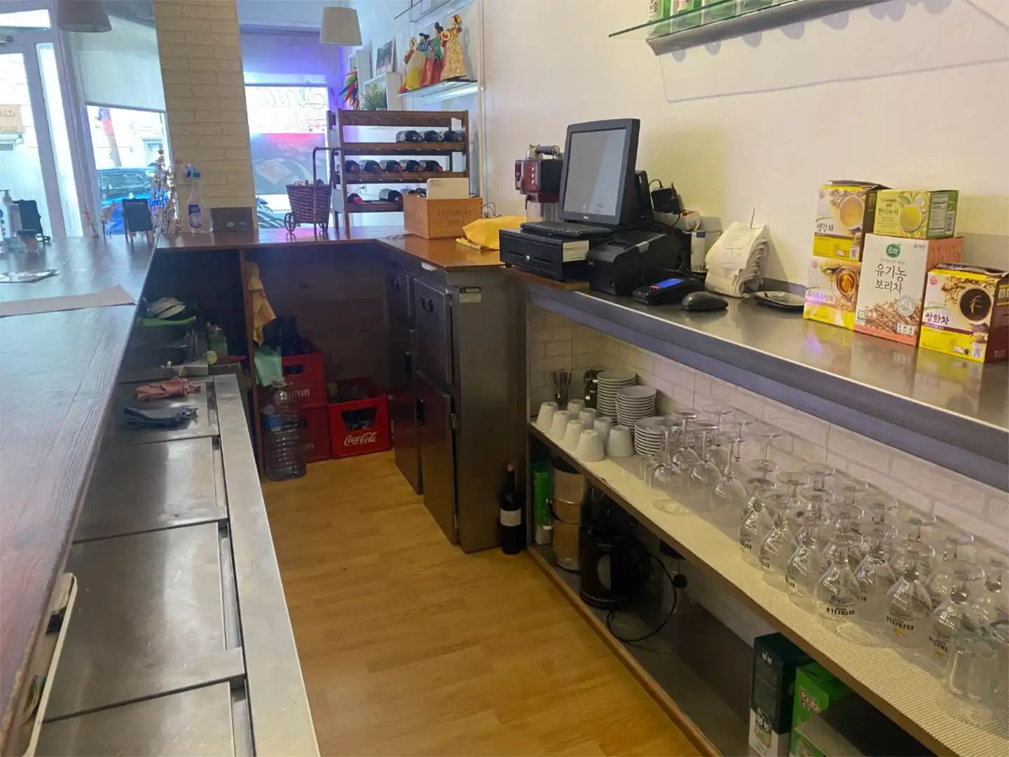 Local en traspaso en Carrer de Muntaner, 526, Sant Gervasi i la Bonanova Cocina de Local en traspaso en Barcelona con Aire acondicionado y Amueblado