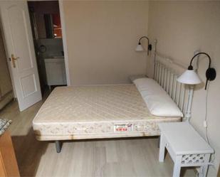 Bedroom of Study to rent in Úbeda