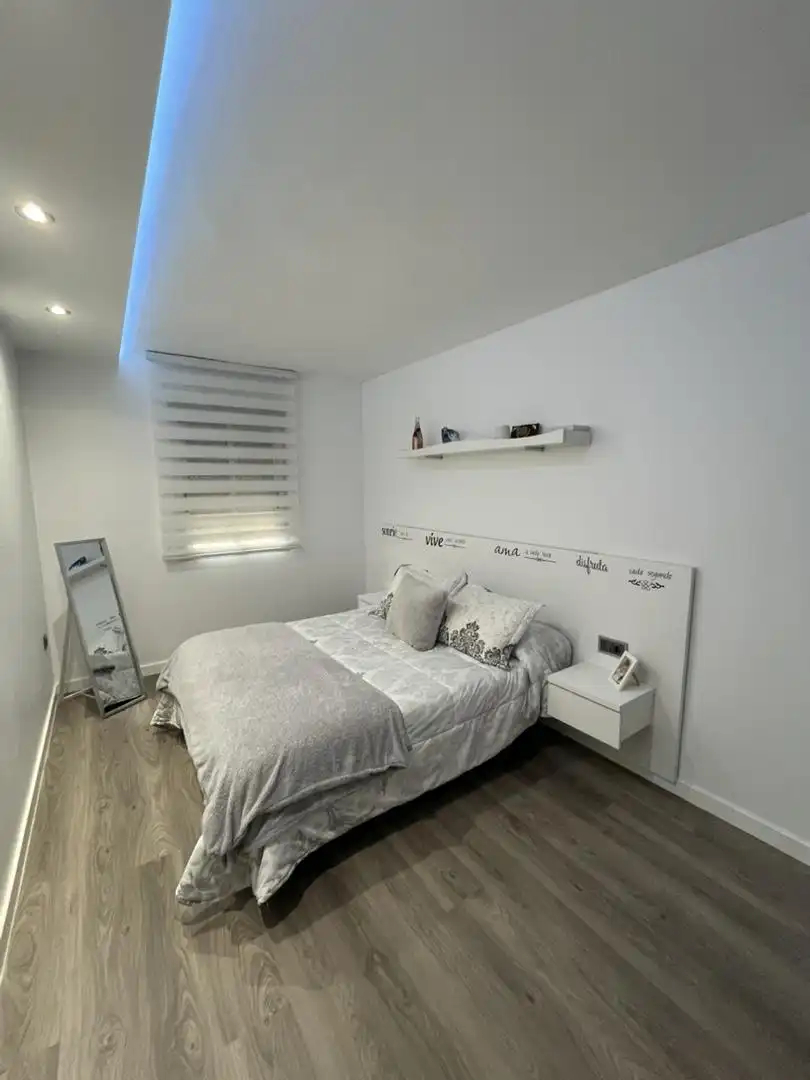 Bedroom of Flat for sale in Plasencia  with Air Conditioner, Furnished and Oven