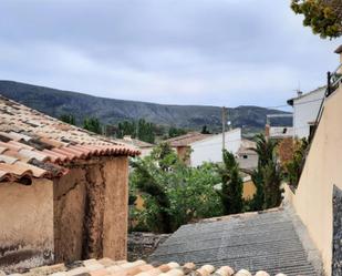 Vista exterior de Pis en venda en Buendía amb Terrassa