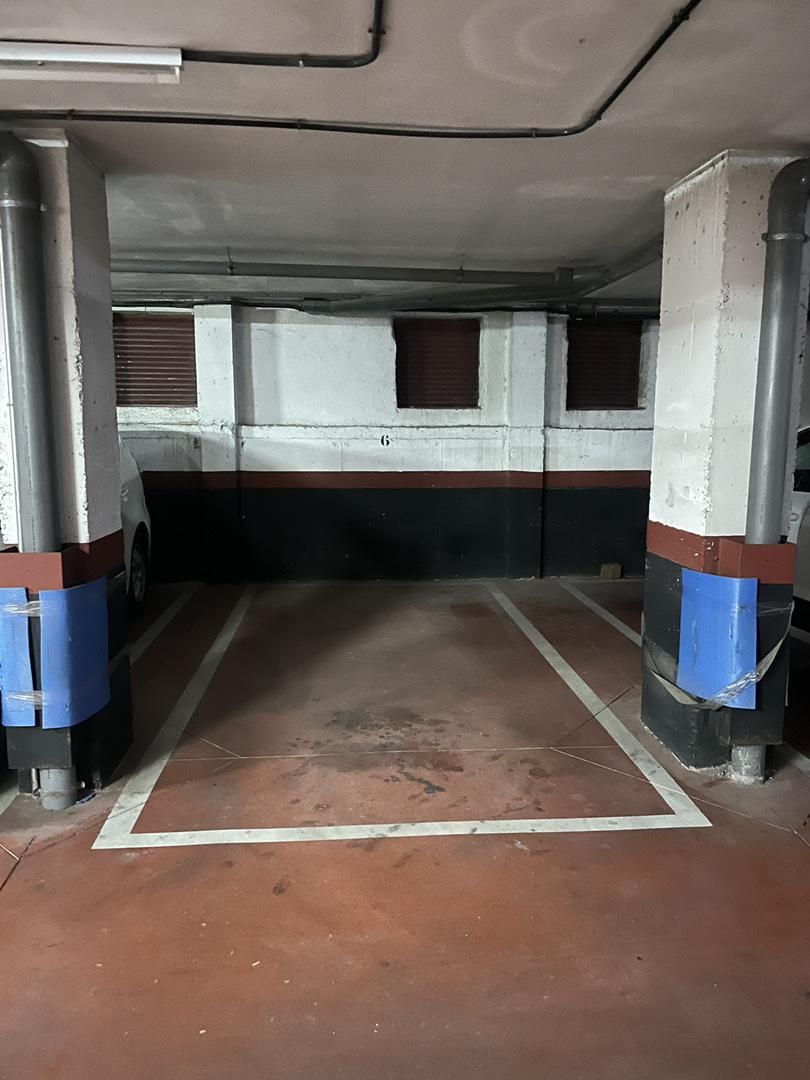 Parking of Garage for sale in  Madrid Capital