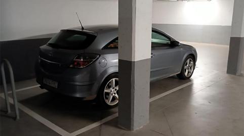 Photo 2 of Garage to rent in Calle Luis Mansilla, 2, Primera Fase - Nuevo Tres Cantos, Madrid