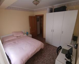 Bedroom of Flat to share in  Albacete Capital  with Air Conditioner, Heating and Furnished