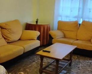 Living room of Flat to share in  Albacete Capital  with Heating, Terrace and Furnished