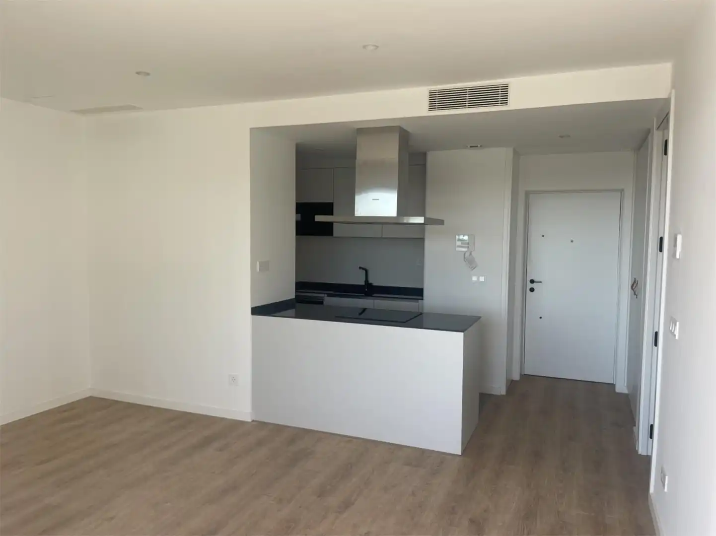 Flat for rent in Calle Profesor Jesus Marin, 15, Limonar Kitchen of Flat for rent in Málaga Capital with Terrace and Swimming Pool