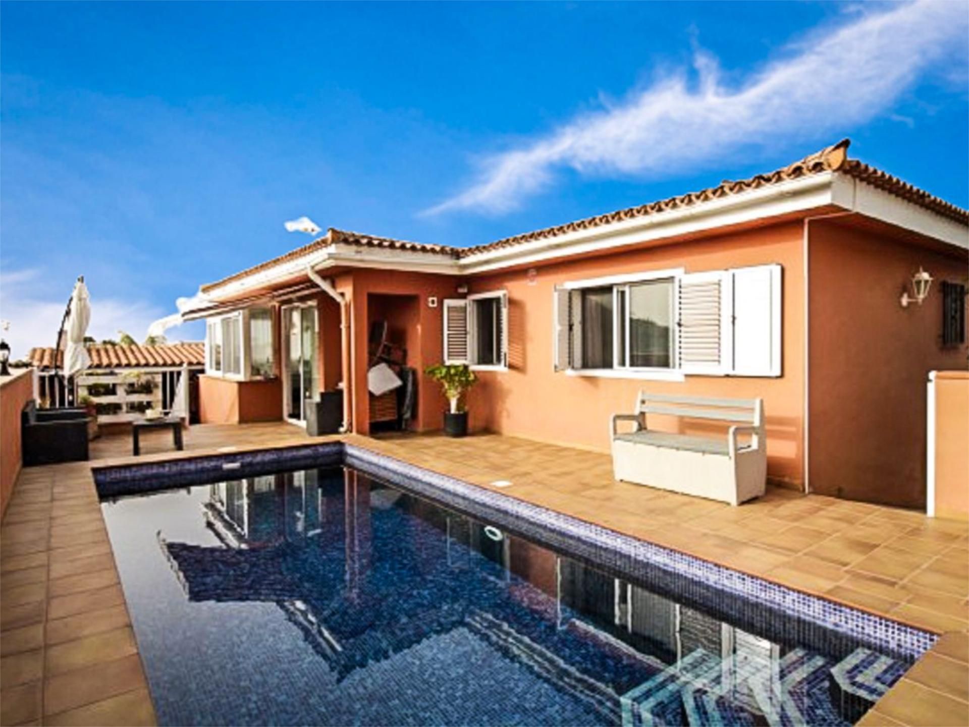 Exterior view of House or chalet for sale in Puerto de la Cruz  with Terrace and Swimming Pool