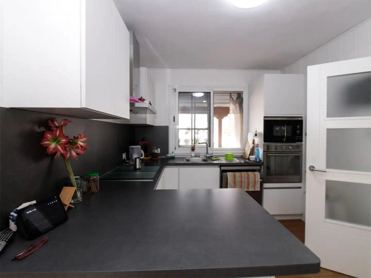 Casa o chalet en venta en Calle Goya, 24, San Antonio - Las Arenas Cocina de Casa o chalet en venta en Puerto de la Cruz con Terraza y Piscina
