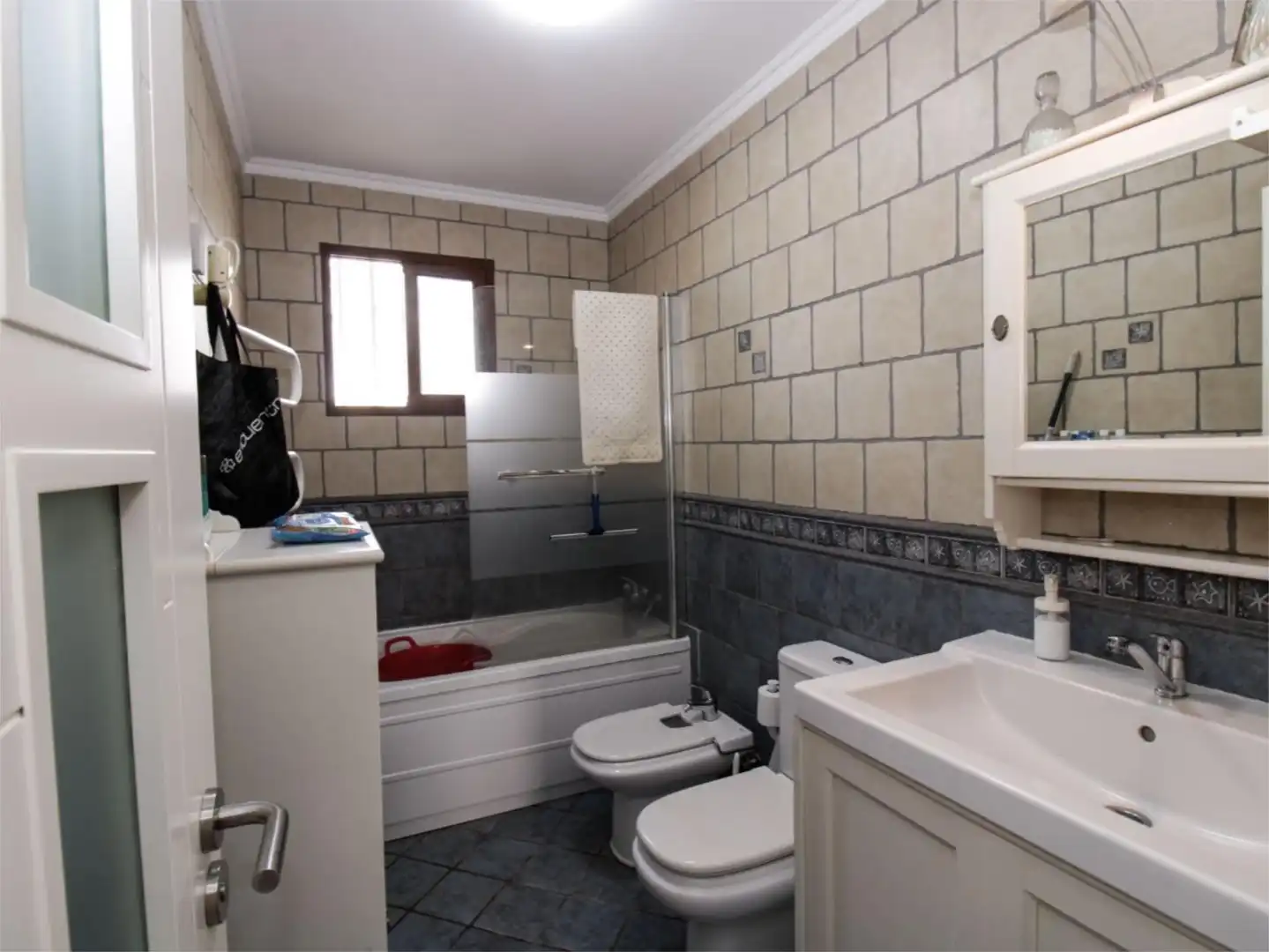 Casa o chalet en venta en Calle Goya, 24, San Antonio - Las Arenas Baño de Casa o chalet en venta en Puerto de la Cruz con Terraza y Piscina