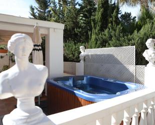 Garden of House or chalet for sale in Cartagena  with Air Conditioner, Private garden and Storage room