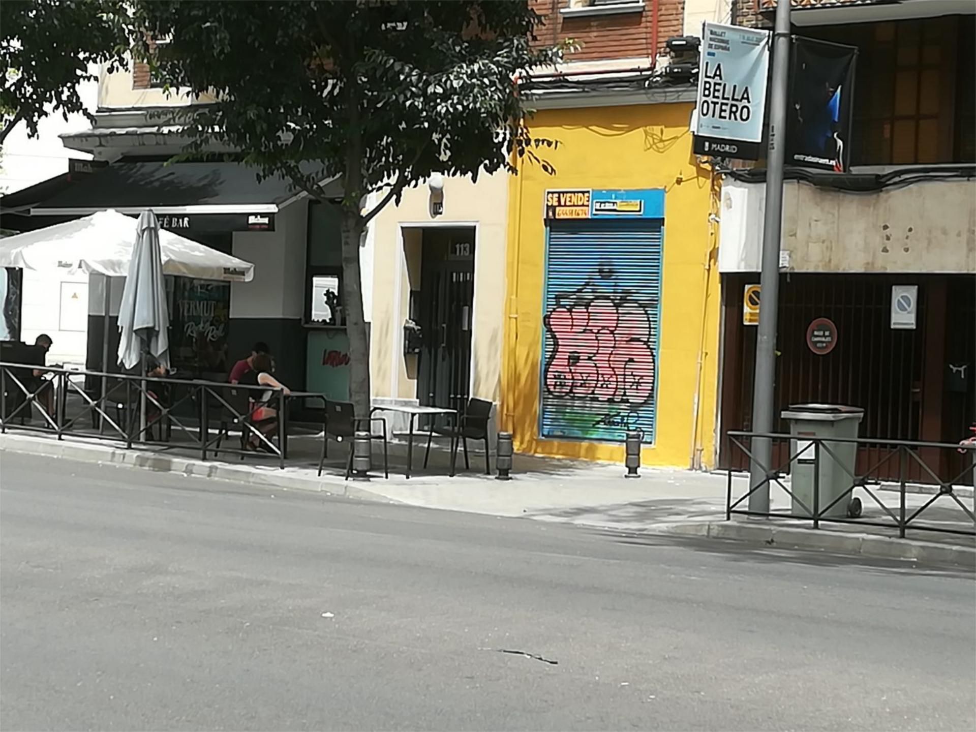 Exterior view of Premises for sale in  Madrid Capital  with Air Conditioner and Heating