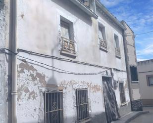 Vista exterior de Casa adosada en venda en Belinchón amb Jardí privat i Traster