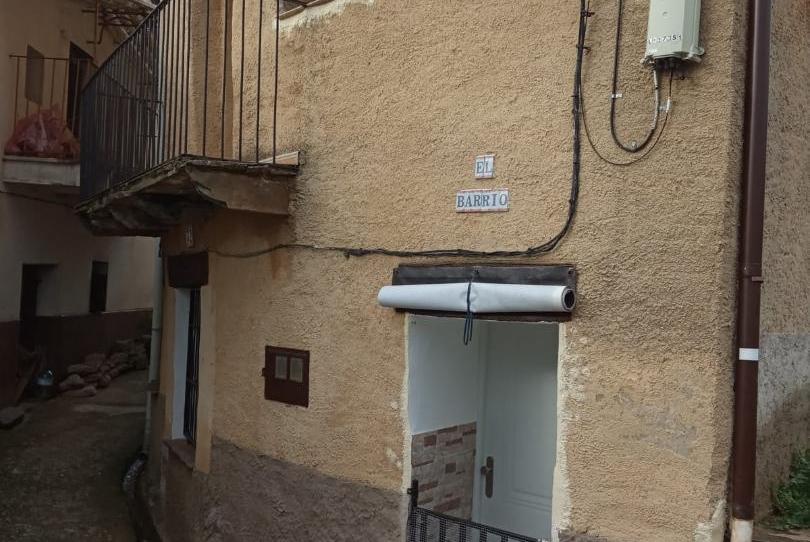 Single-family semi-detached for sale in Calle Eras, 11, Caminomorisco, Cáceres - image 1 Photo 1 of Single-family semi-detached for sale in Calle Eras, 11, Caminomorisco, Cáceres