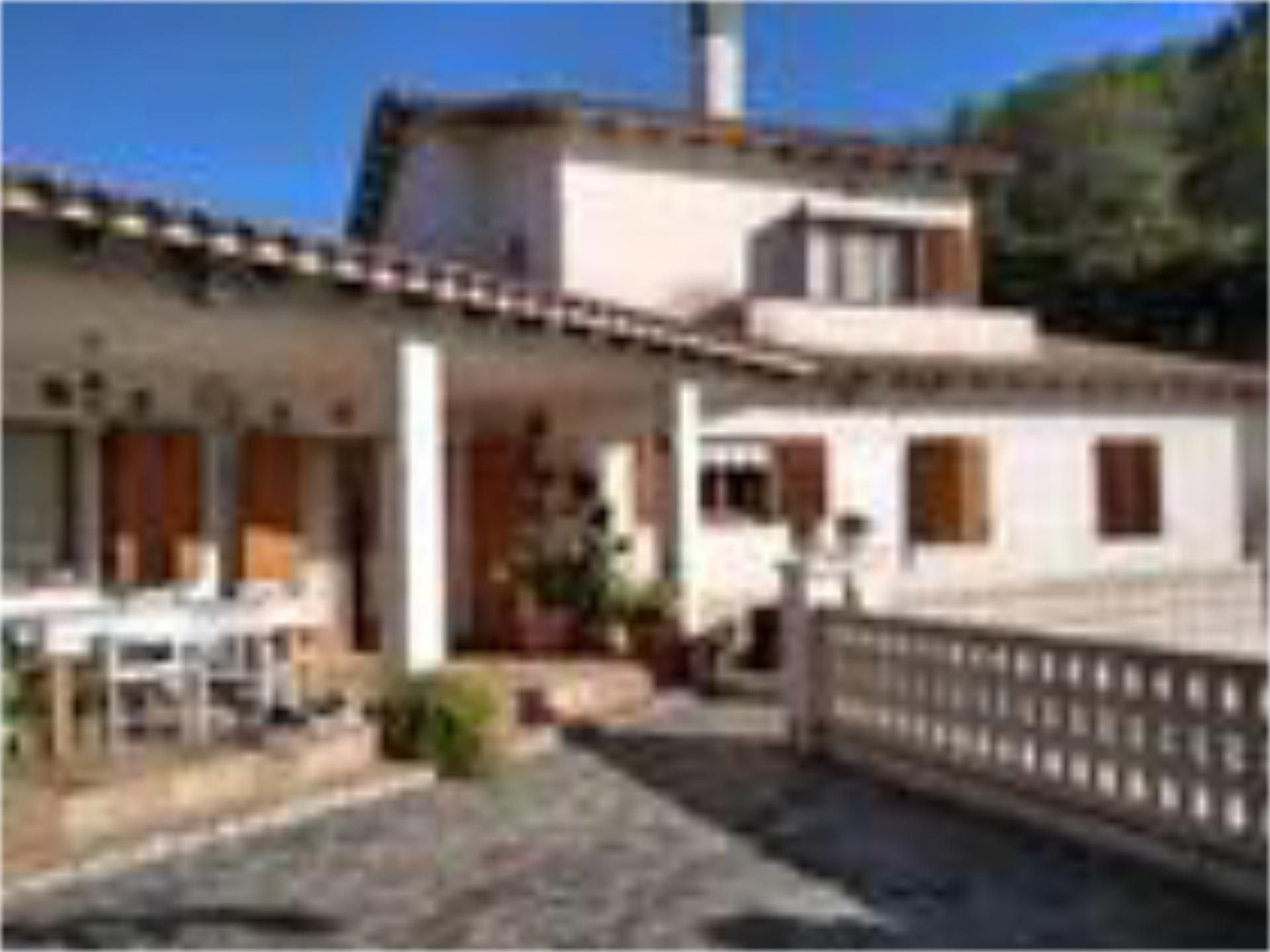 Vista exterior de Casa o xalet en venda en Castellet i la Gornal