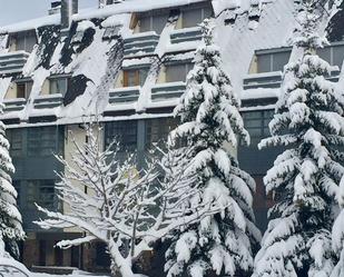 Vista exterior de Pis en venda en Alp amb Balcó